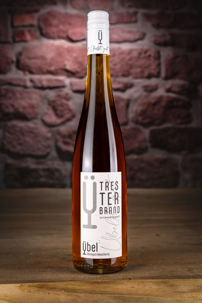 Tresterbrand im Eichenholzfass